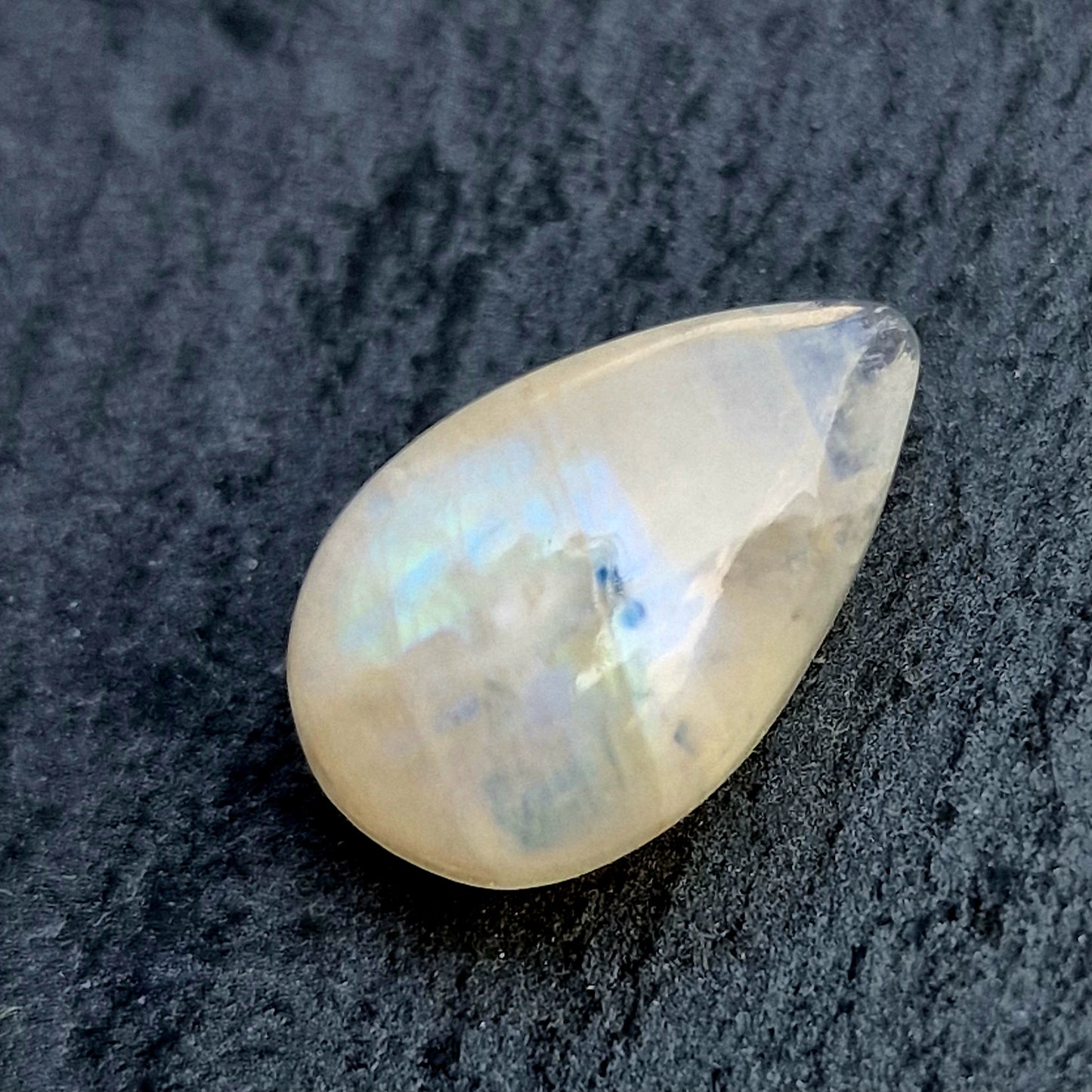 Regenbogenmondstein Tropfen 14,6mm x 8,7mm