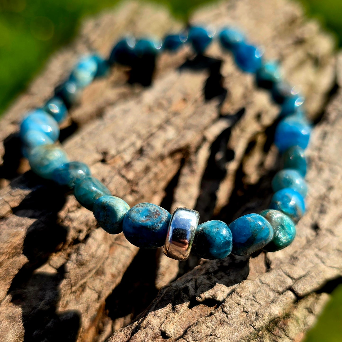 Apatit-Nugget-Armband mit Silberelement | handgemacht