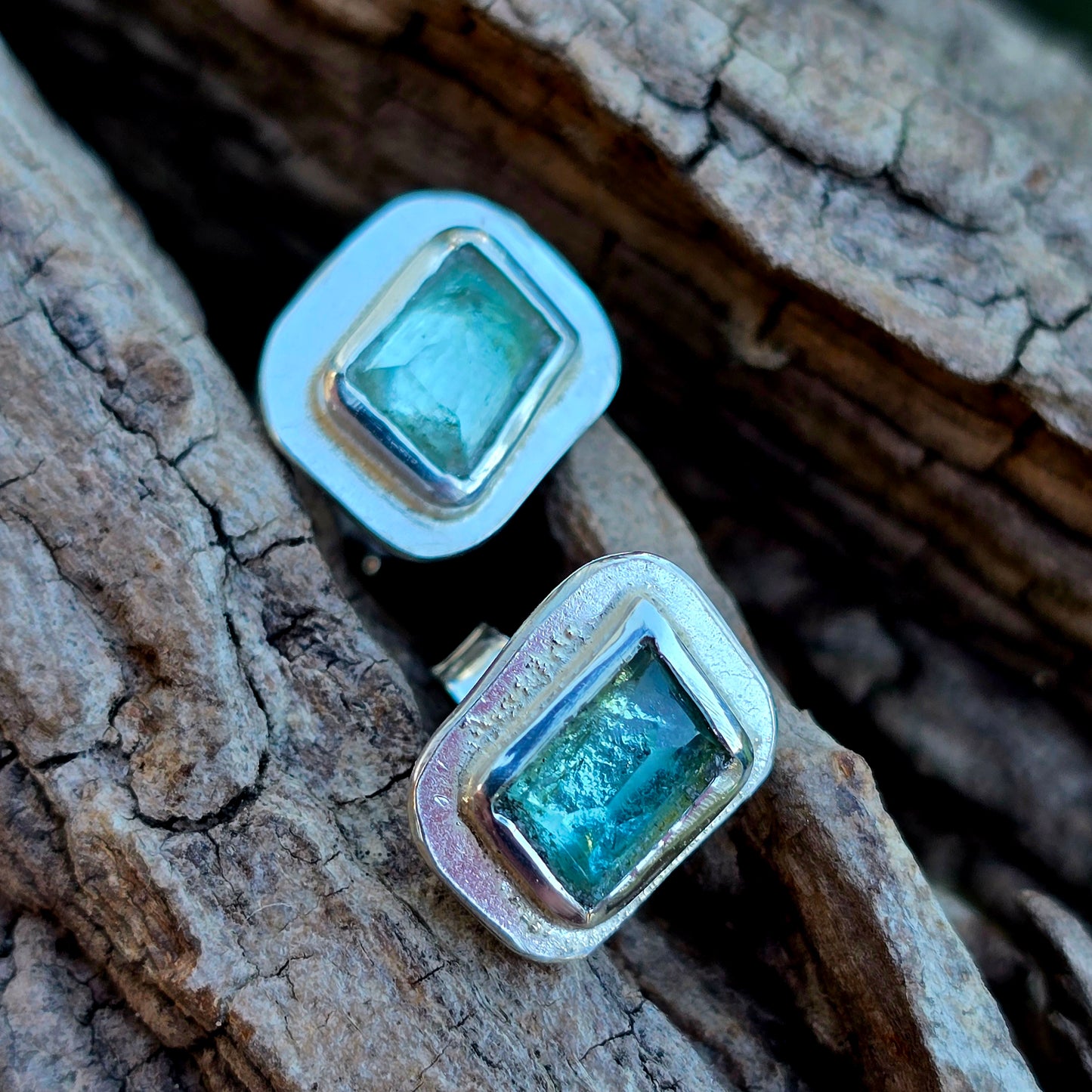 Turmalin Ohrstecker hellblau · Unikat in Silber