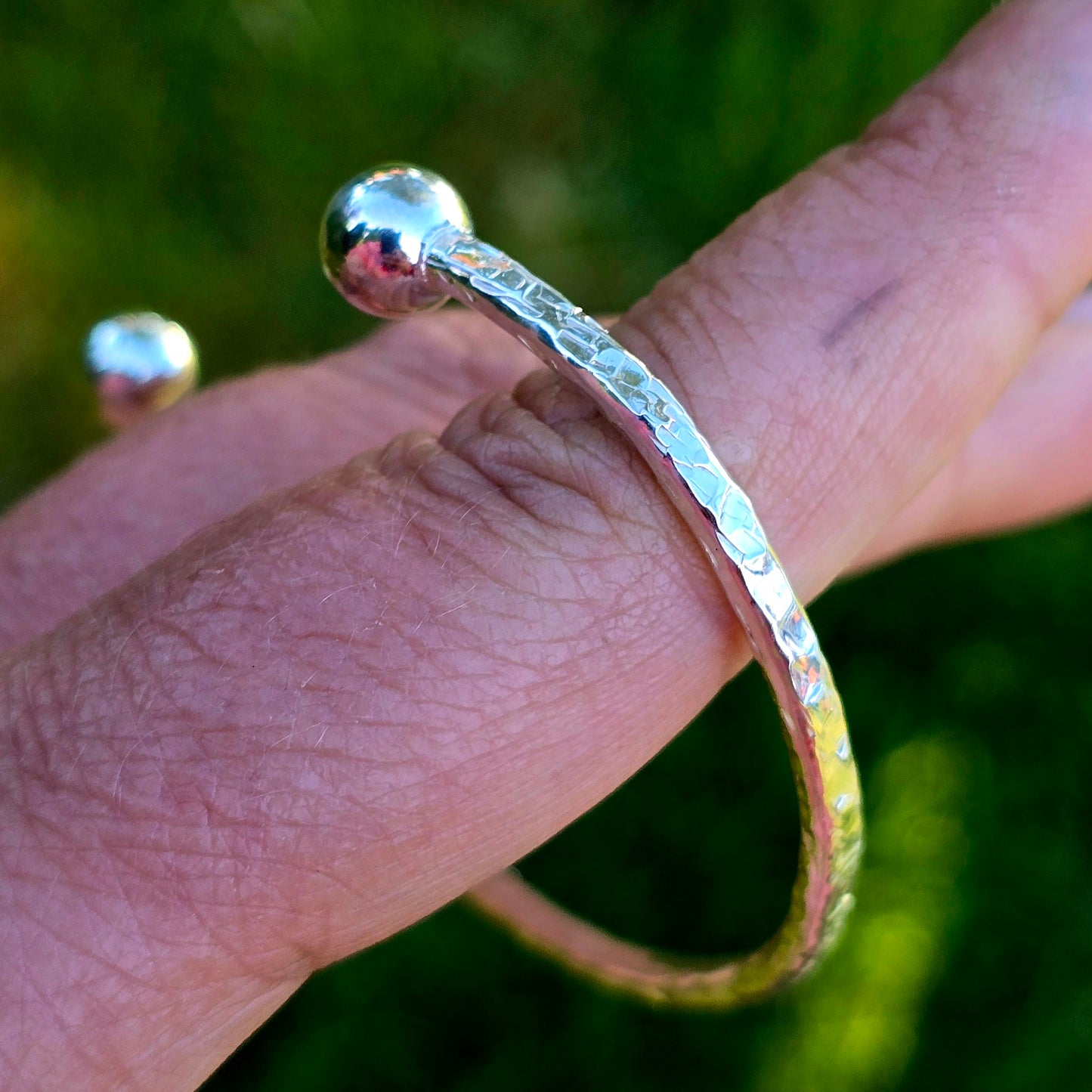 Küstenspange, massiv geschmiedet in 925 Silber