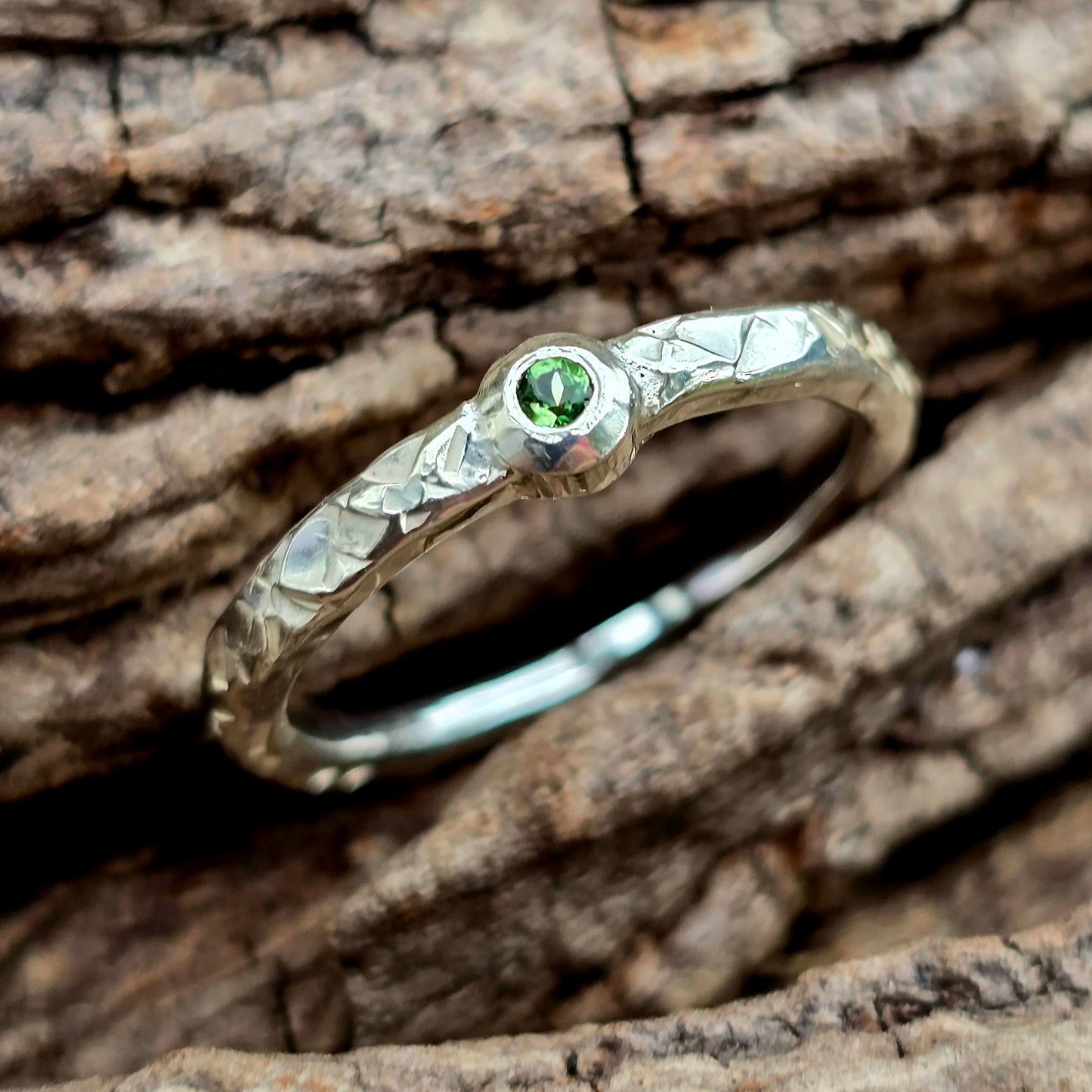 Küstenring GEM  Handgeschmiedeter Silberring mit Turmalin Grün