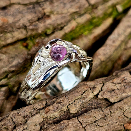 Amethyst Ring organisch, zart | Größe 56