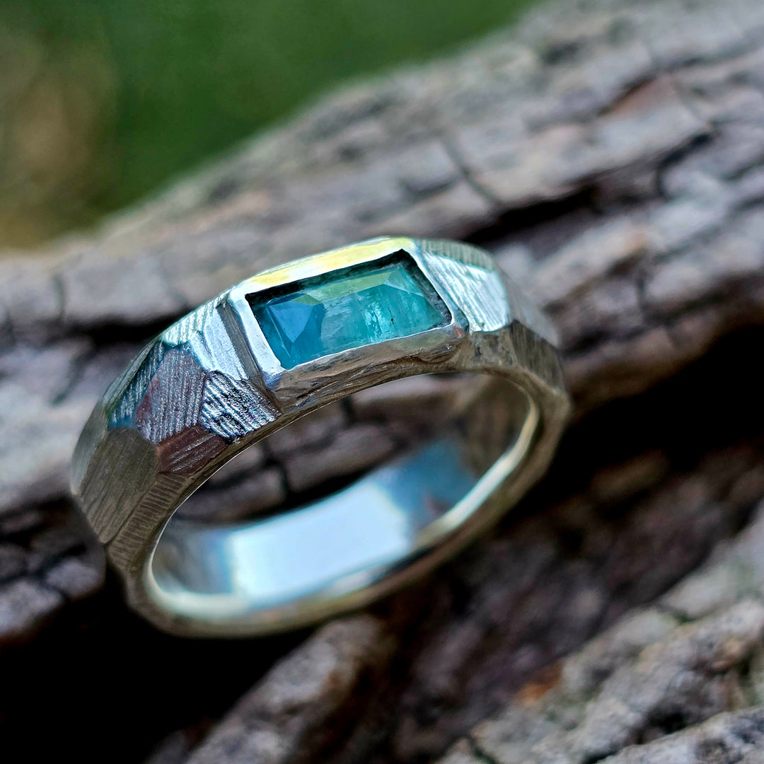 Blauer Turmalin Ring Unikat – Größe 56