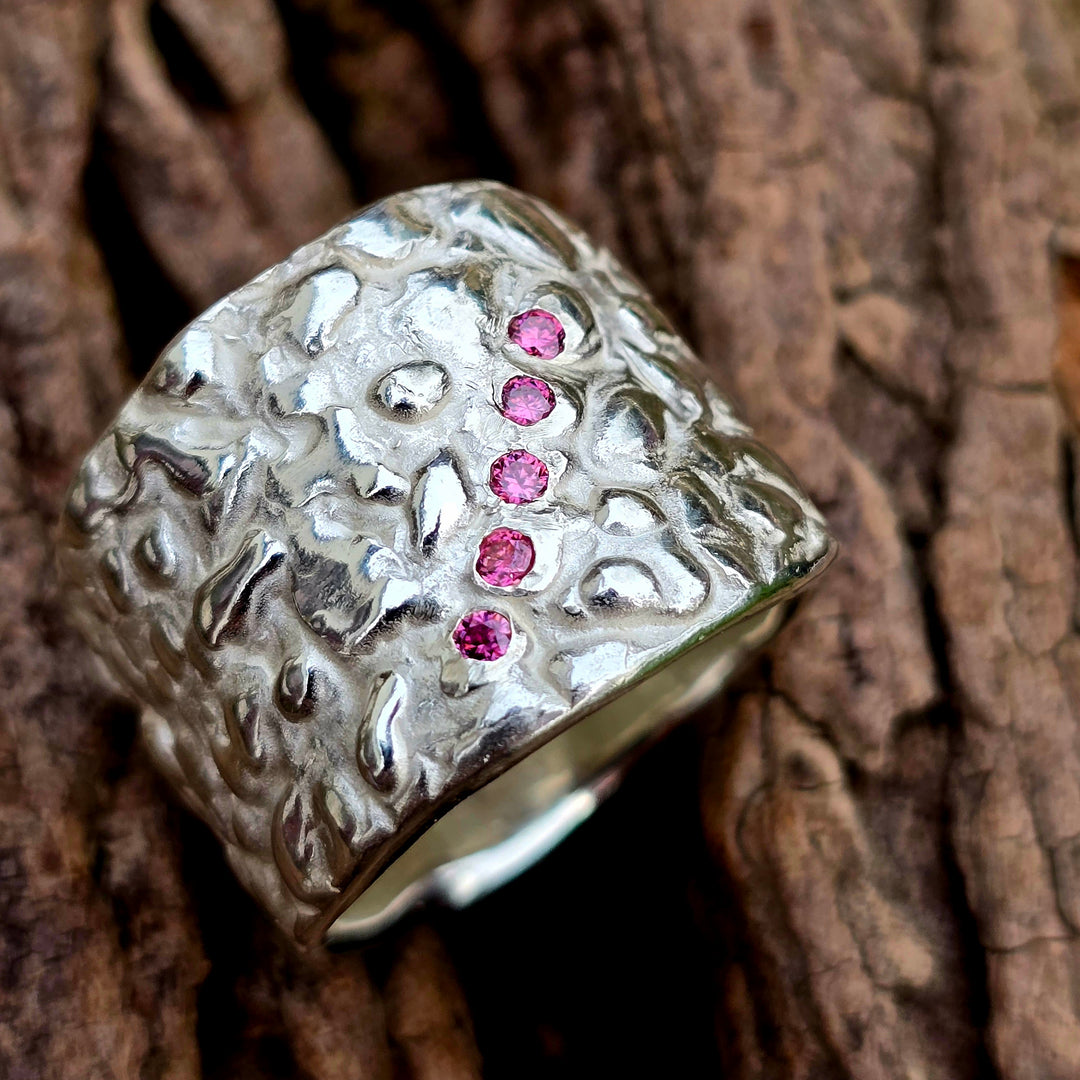 Avocado Ring  massiver Silberring mit 5 rosa Moissaniten | Größe 61