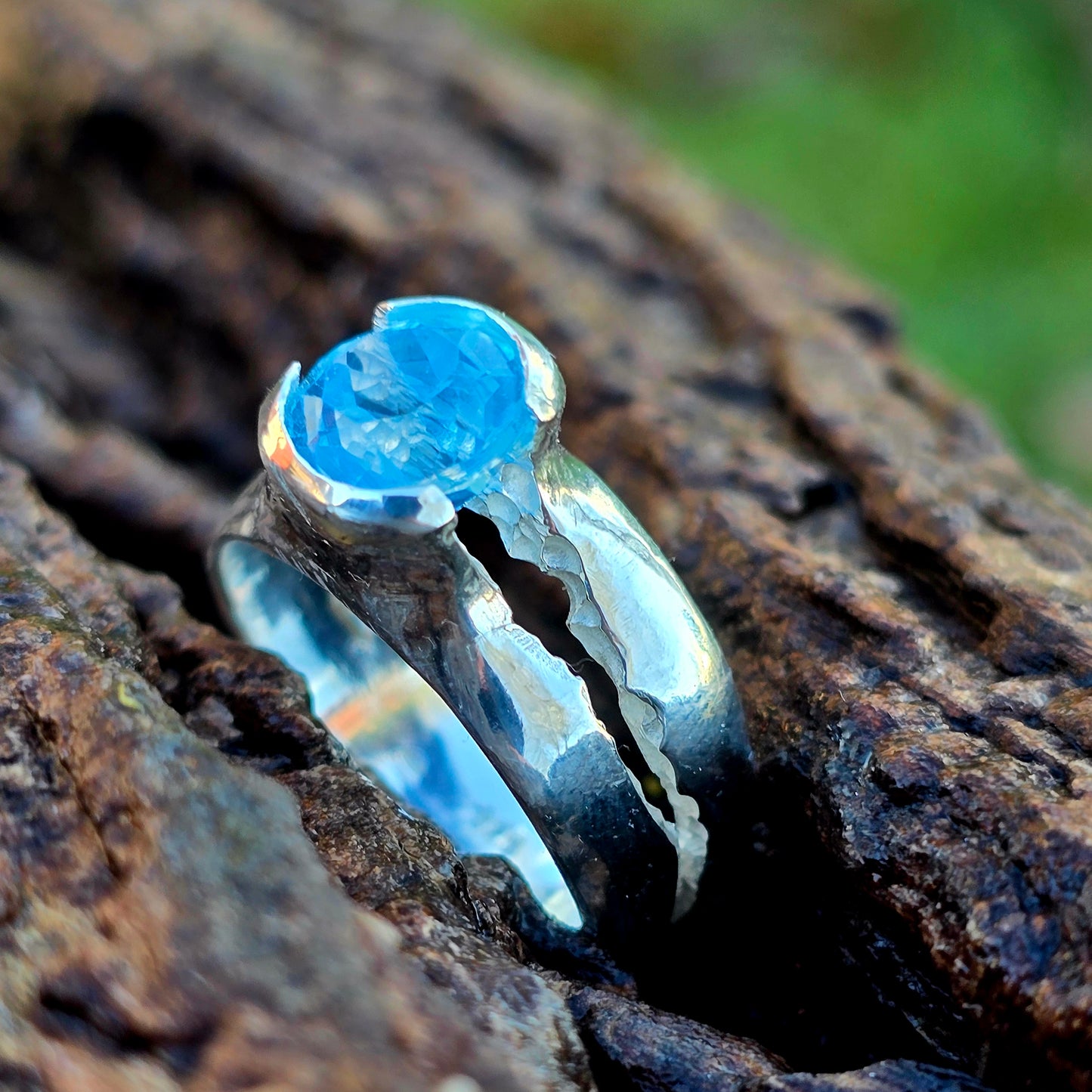 Blautopas Ring Silber | Handgefertigtes Unikat Größe 58 | Moderne Edelsteinringe