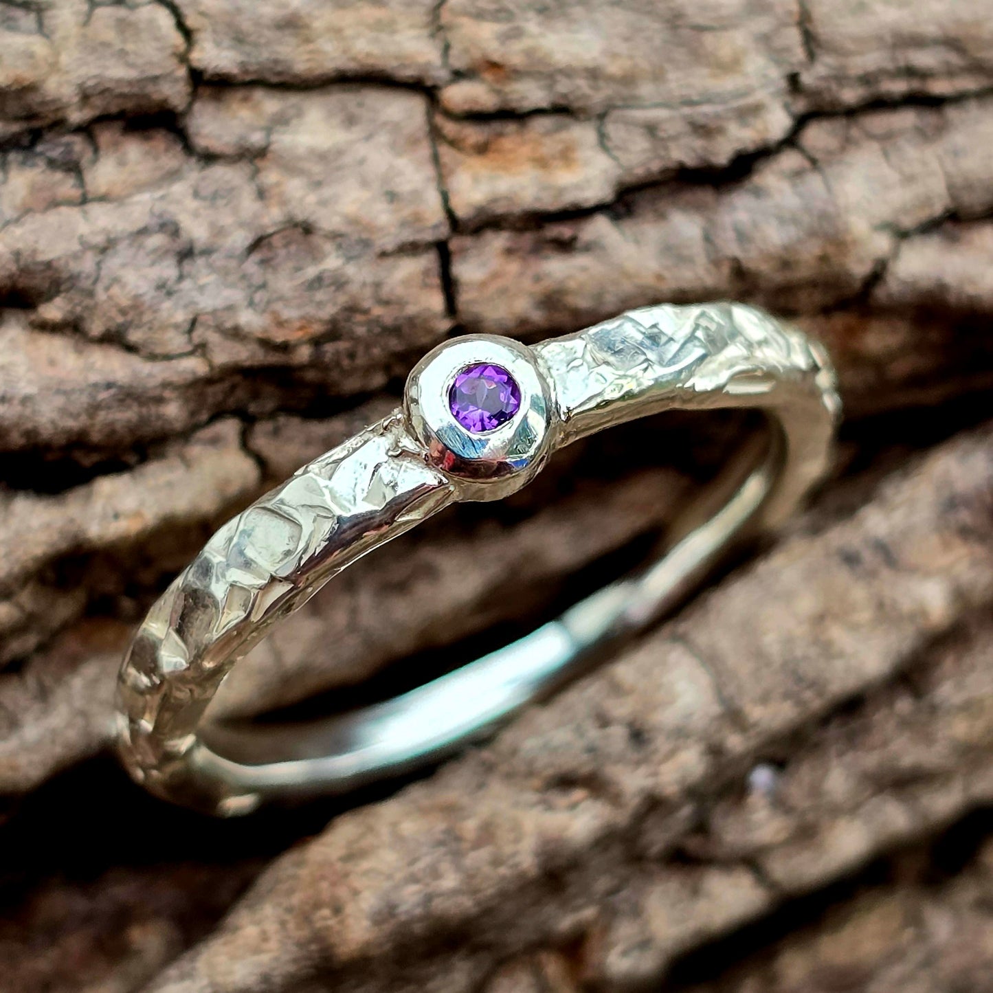 Küstenring GEM handgeschmiedet mit Lila Amethyst