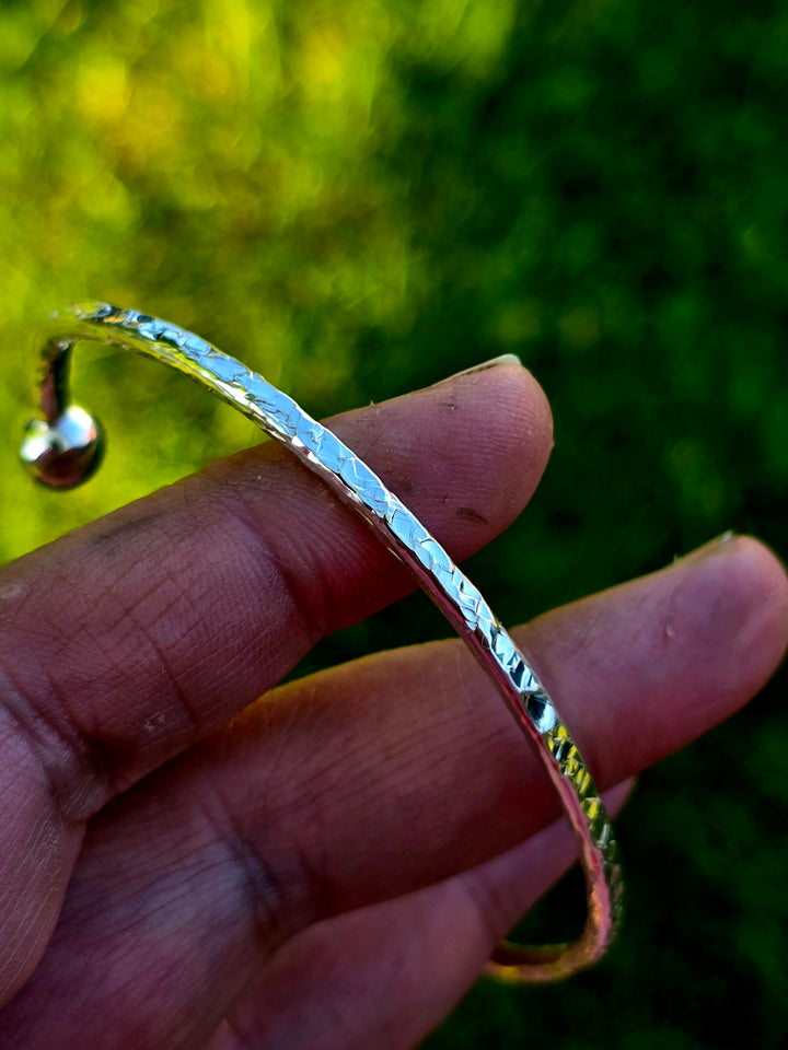 Küstenspange, massiv geschmiedet in 925 Silber