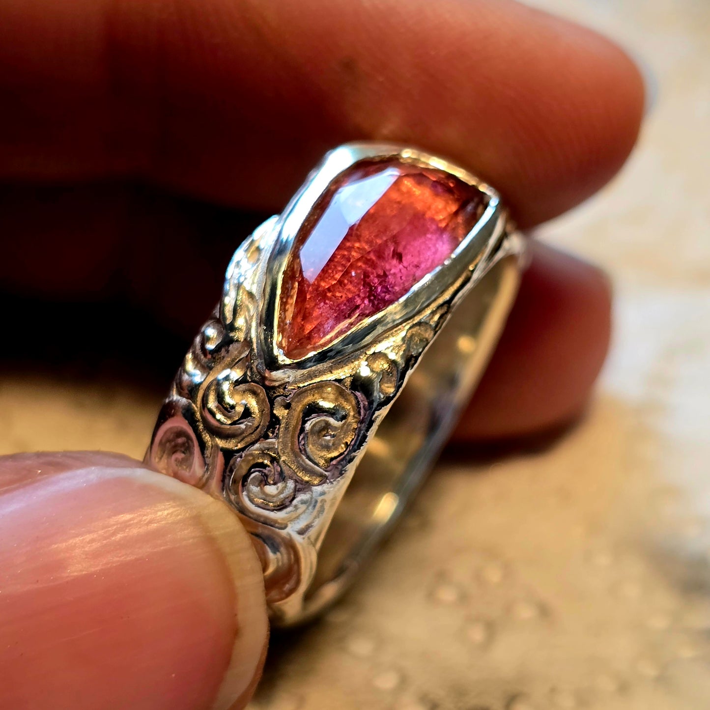 Rosa Turmalin Ring • Unikat • Größe 59