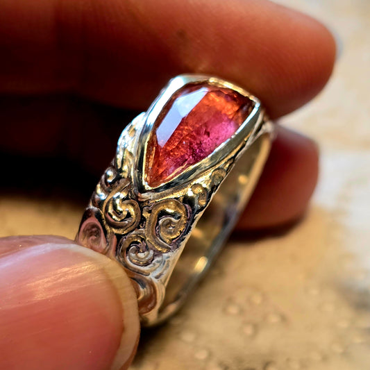 Rosa Turmalin Ring • Unikat • Größe 59